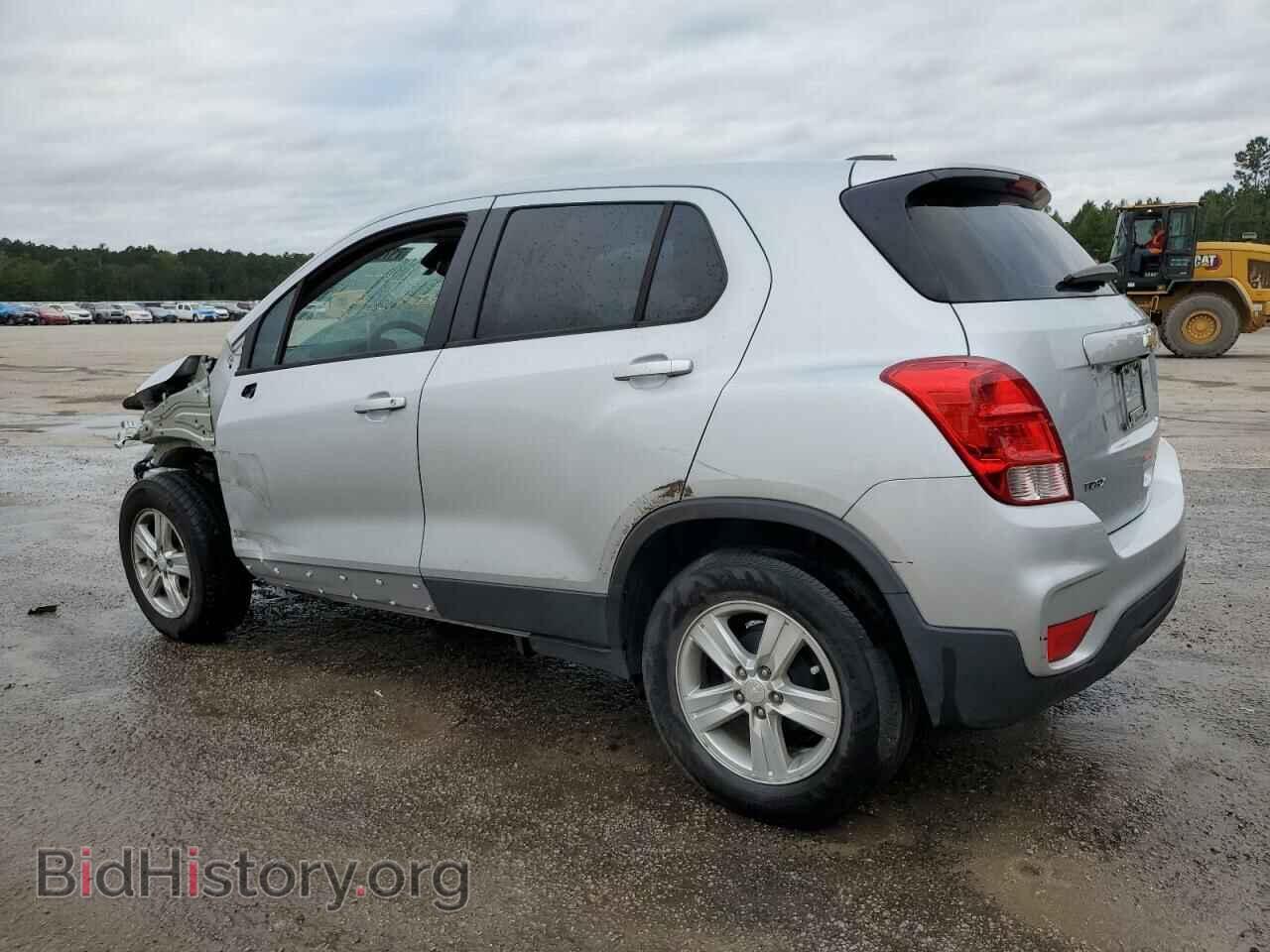 2020 CHEVROLET TRAX - VIN: 3GNCJKSB4LL285885 - Фото 2