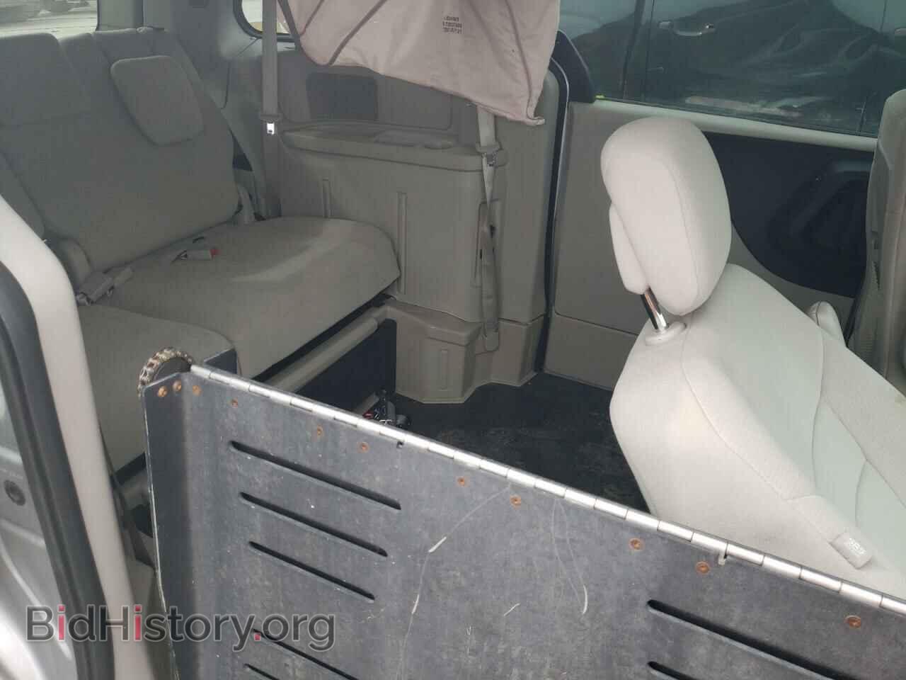 2011 DODGE CARAVAN - VIN: 2D4RN5DG3BR775045 - Photo 11