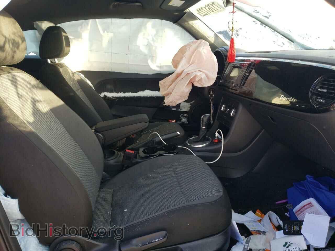 2019 VOLKSWAGEN BEETLE - VIN: 3VWFD7AT0KM706687 - Фото 7