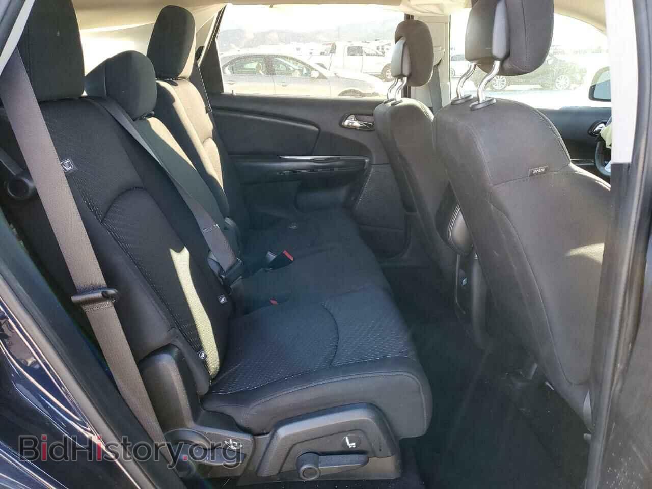 2018 DODGE JOURNEY - VIN: 3C4PDCAB0JT140932 - Фото 11