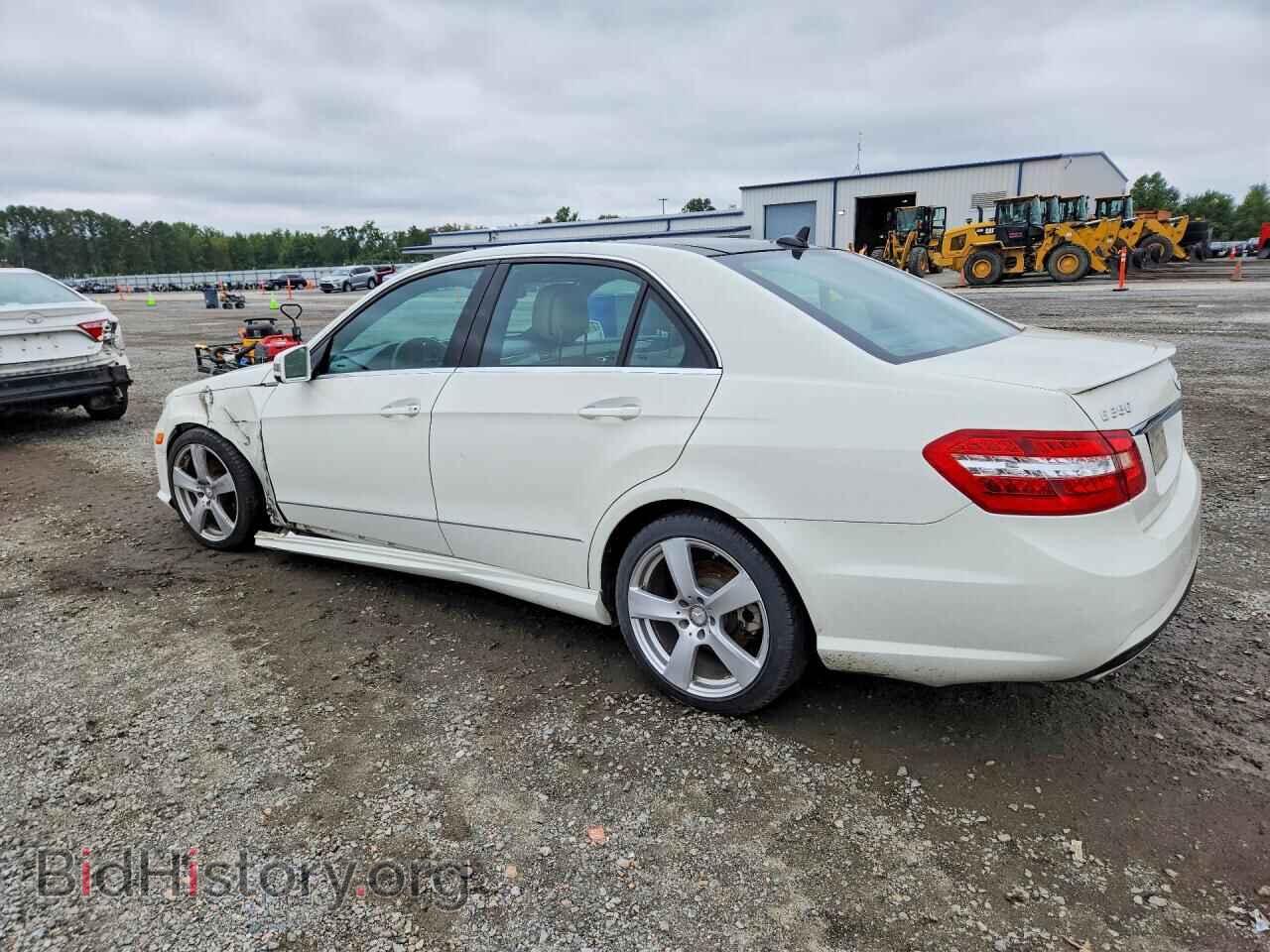 2011 MERCEDES-BENZ E-CLASS - VIN: WDDHF5GBXBA310925 - Фото 2