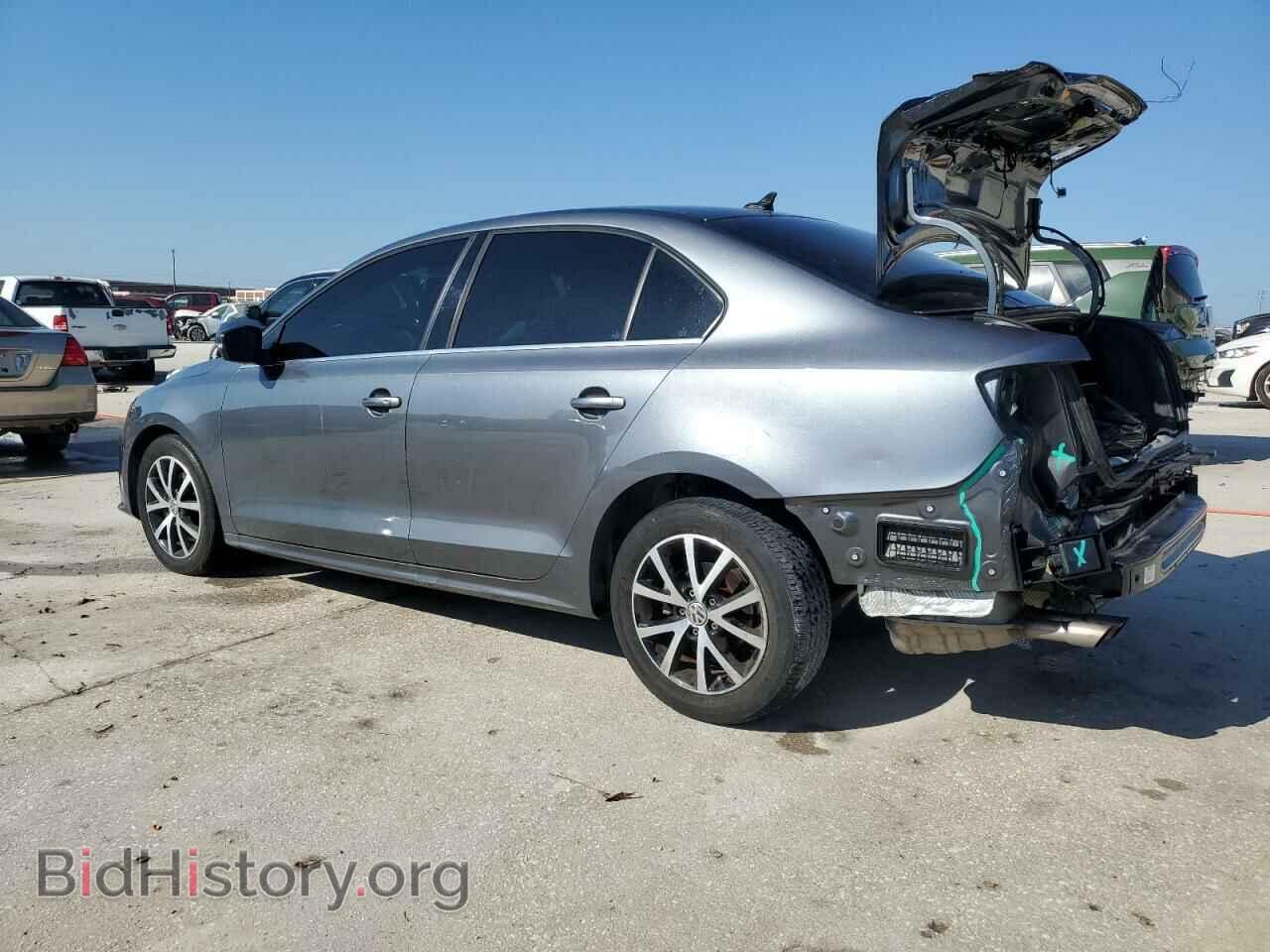 2017 VOLKSWAGEN JETTA - VIN: 3VWDB7AJXHM216004 - Фото 2