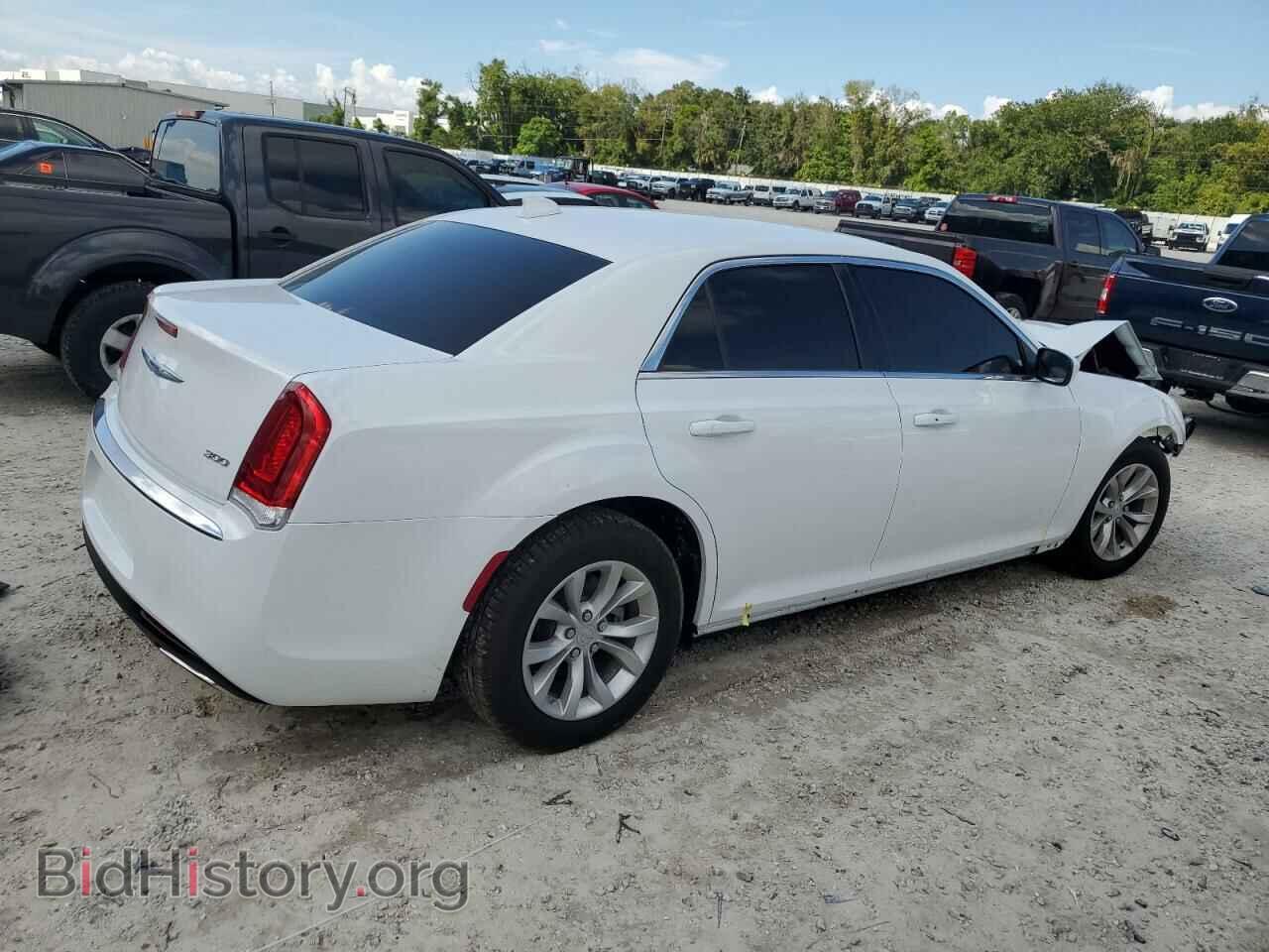 2023 CHRYSLER 300 - VIN: 2C3CCAAGXPH684135 - Фото 3