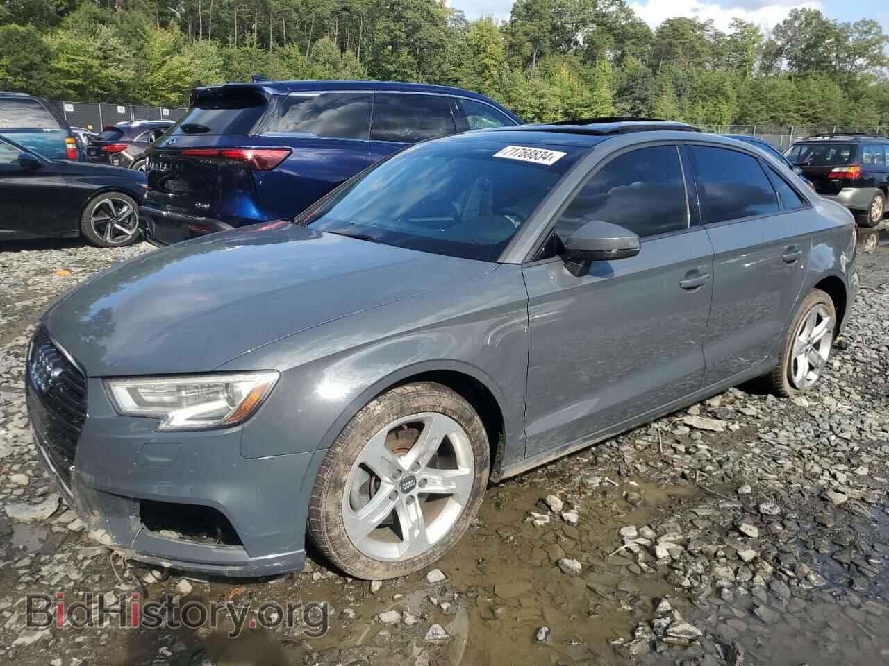 Фотография WAUB8GFF1H1009931 - AUDI A3 2017