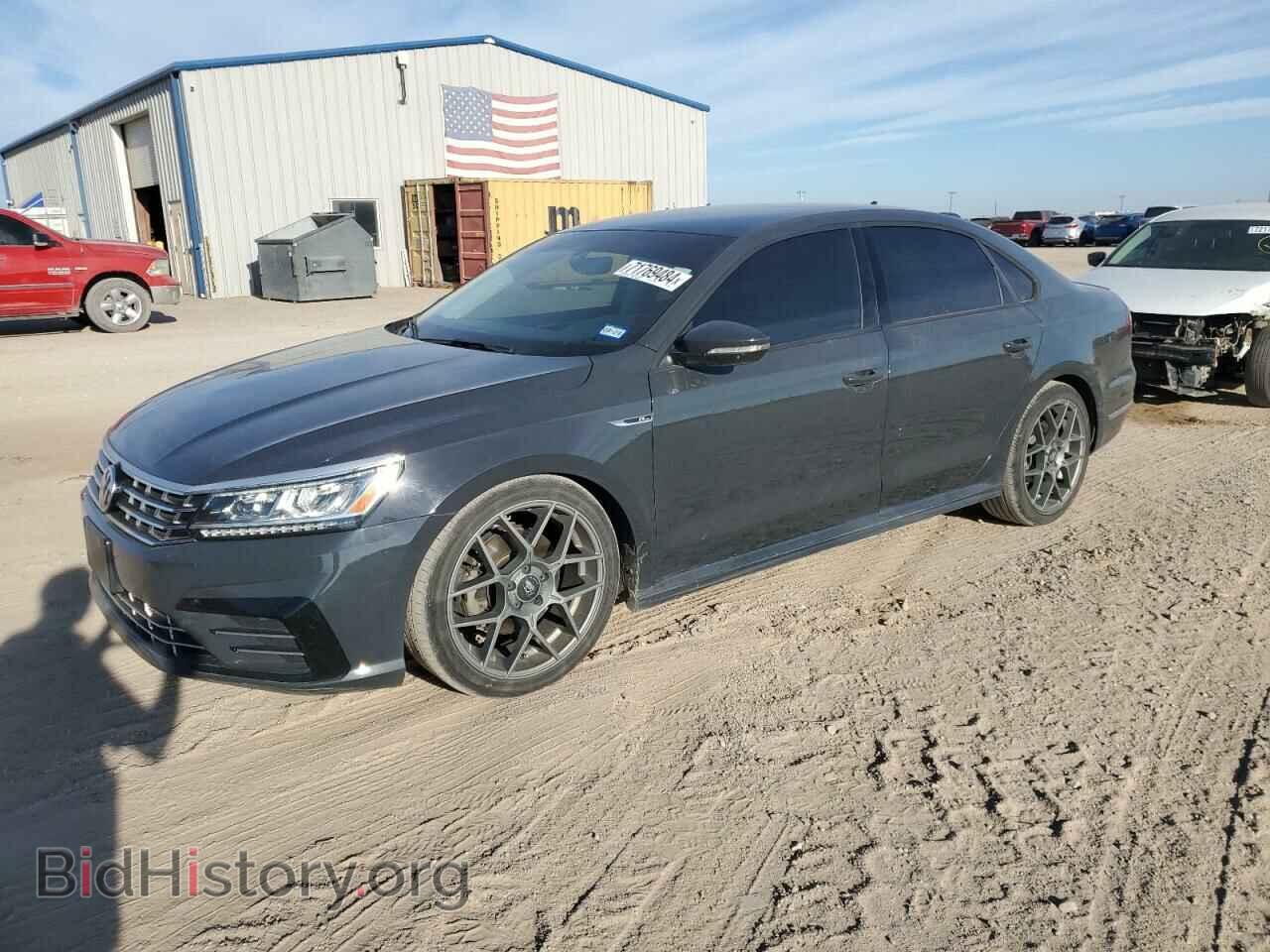 Photo 1VWAA7A34JC016864 - VOLKSWAGEN PASSAT 2018