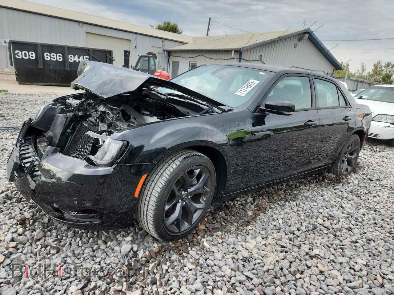 Photo 2C3CCABG8PH596103 - CHRYSLER 300 2023