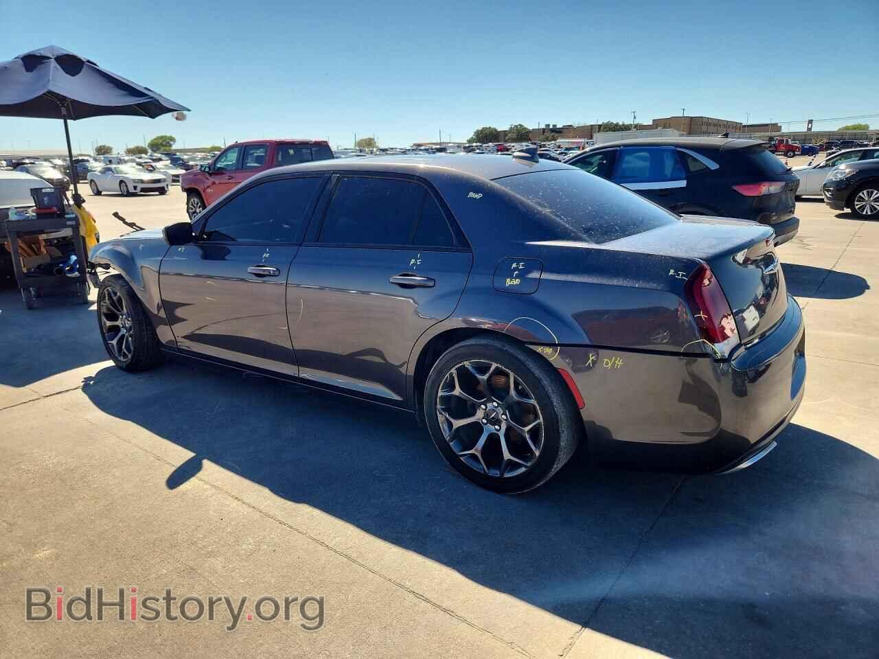 2016 CHRYSLER 300 - VIN: 2C3CCABG9GH224320 - Photo 2
