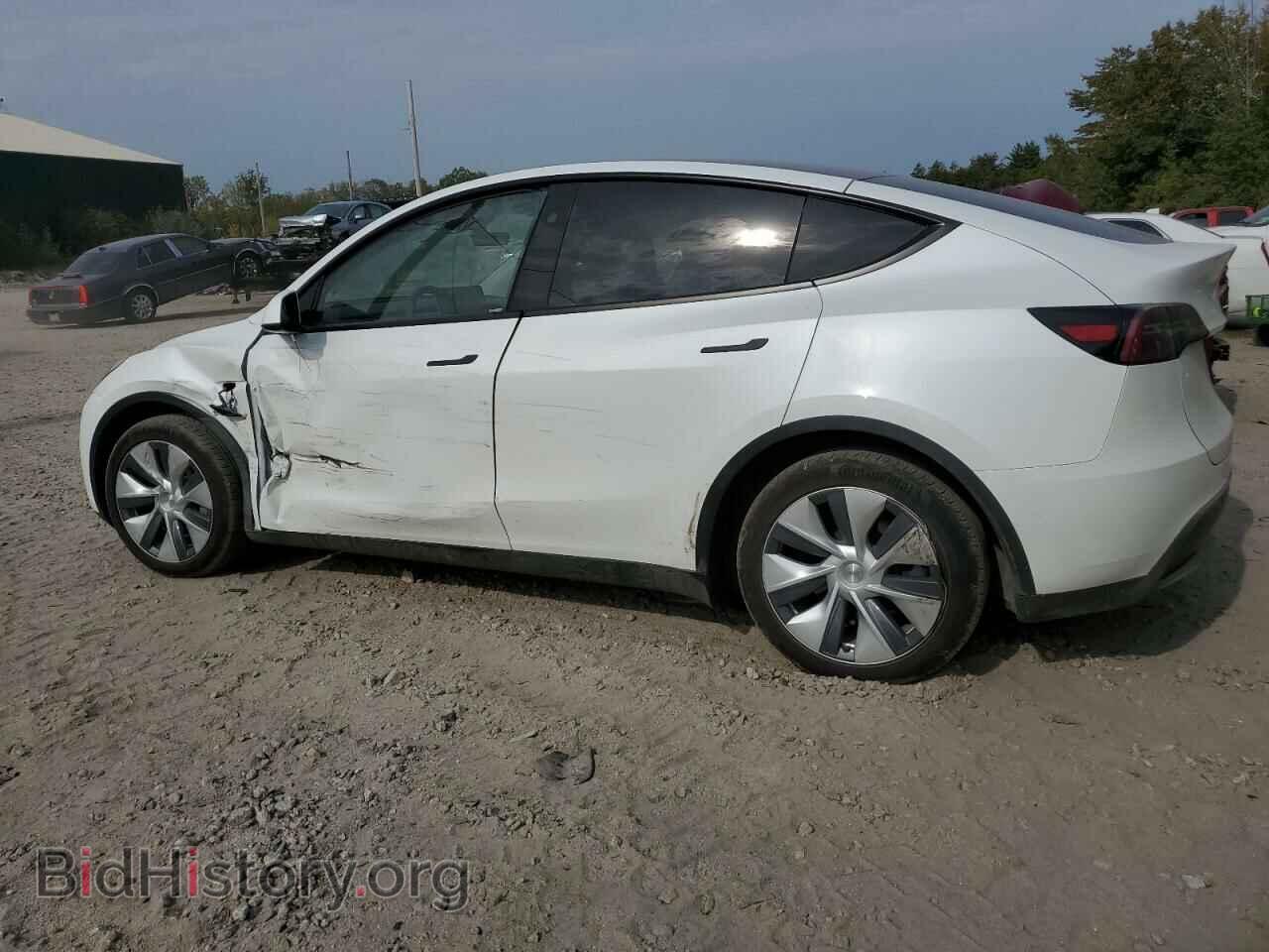 2023 TESLA MODEL Y - VIN: 7SAYGDEE2PF857090 - Photo 2