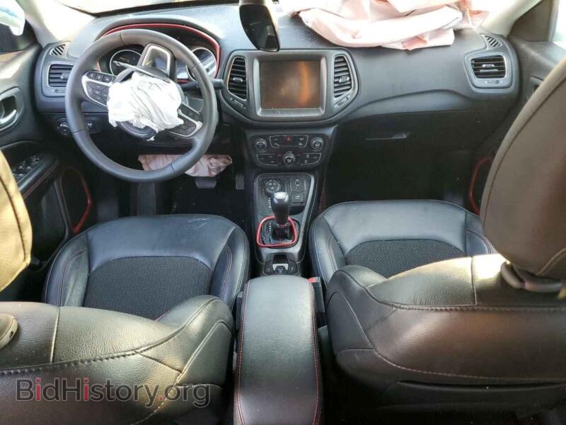 2021 Jeep COMPASS (VIN 3C4NJDDB2MT590510) — photo 8 of 13