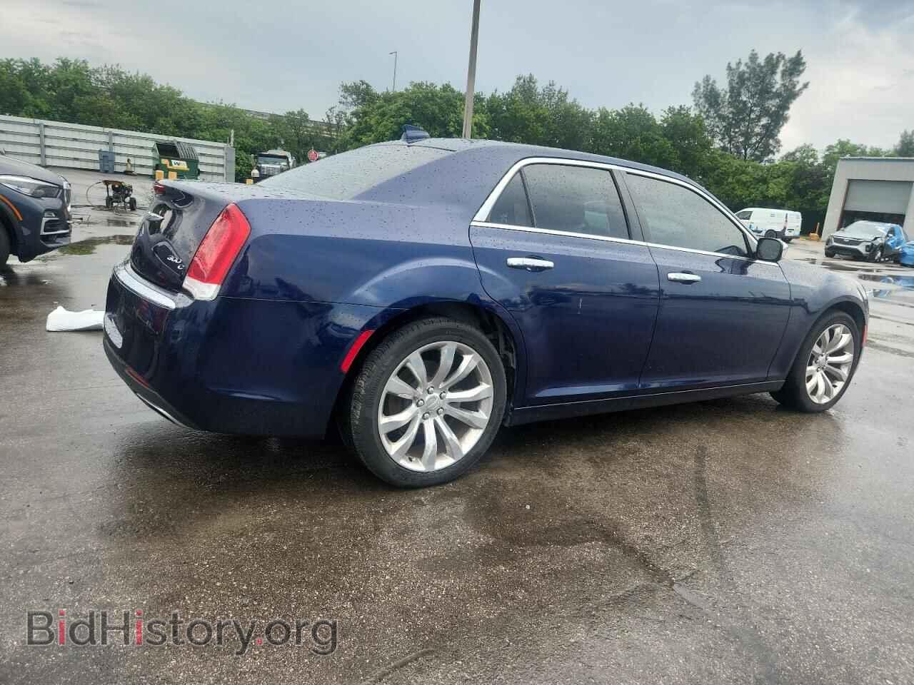 2017 CHRYSLER 300 - VIN: 2C3CCAET7HH557951 - Photo 3