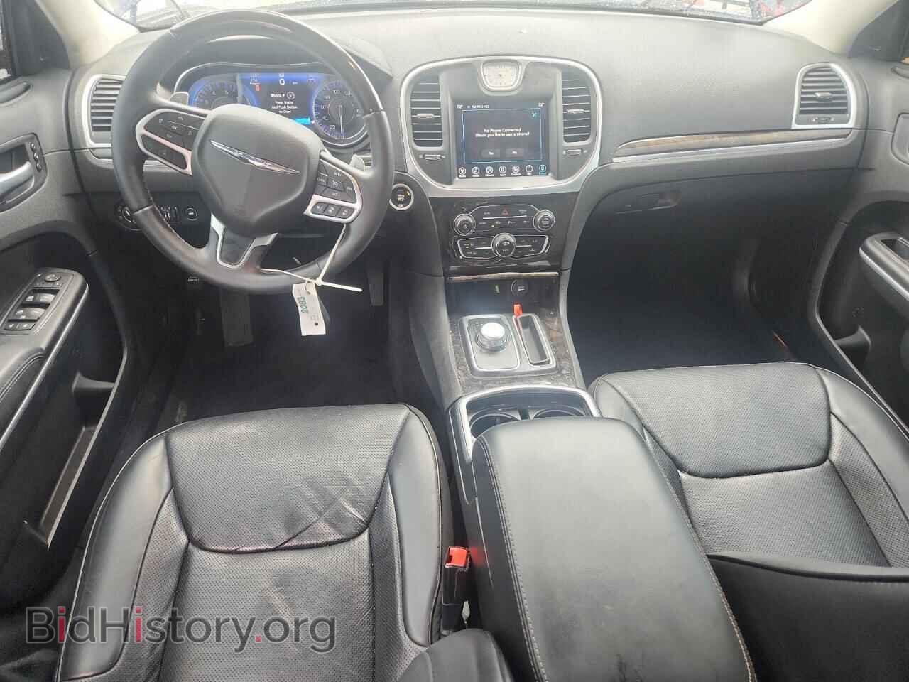2017 CHRYSLER 300 - VIN: 2C3CCAET7HH557951 - Photo 8