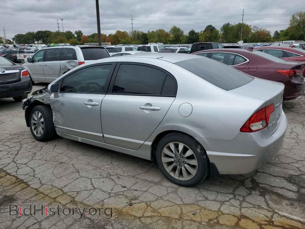 2011 HONDA CIVIC - VIN: 19XFA1F88BE004981 - Фото 2