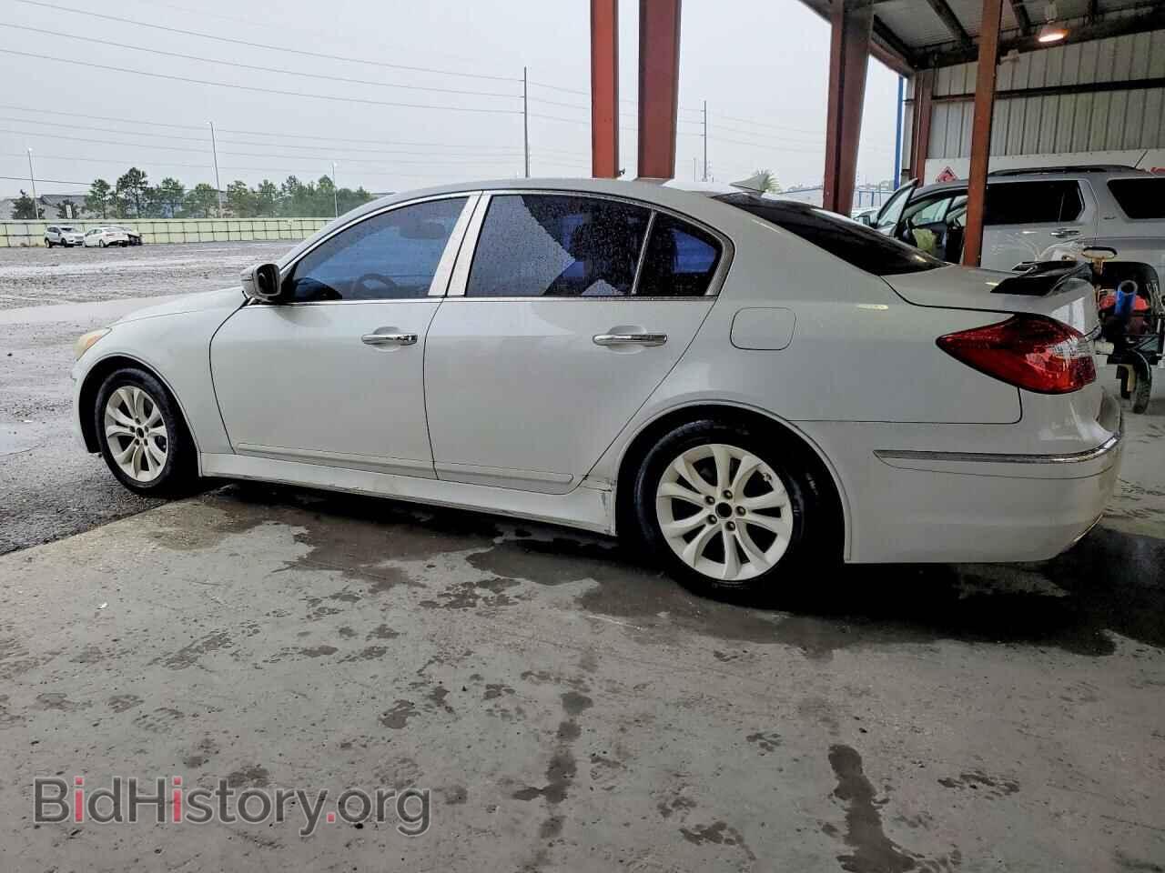 2013 HYUNDAI GENESIS - VIN: KMHGC4DD2DU237156 - Фото 2