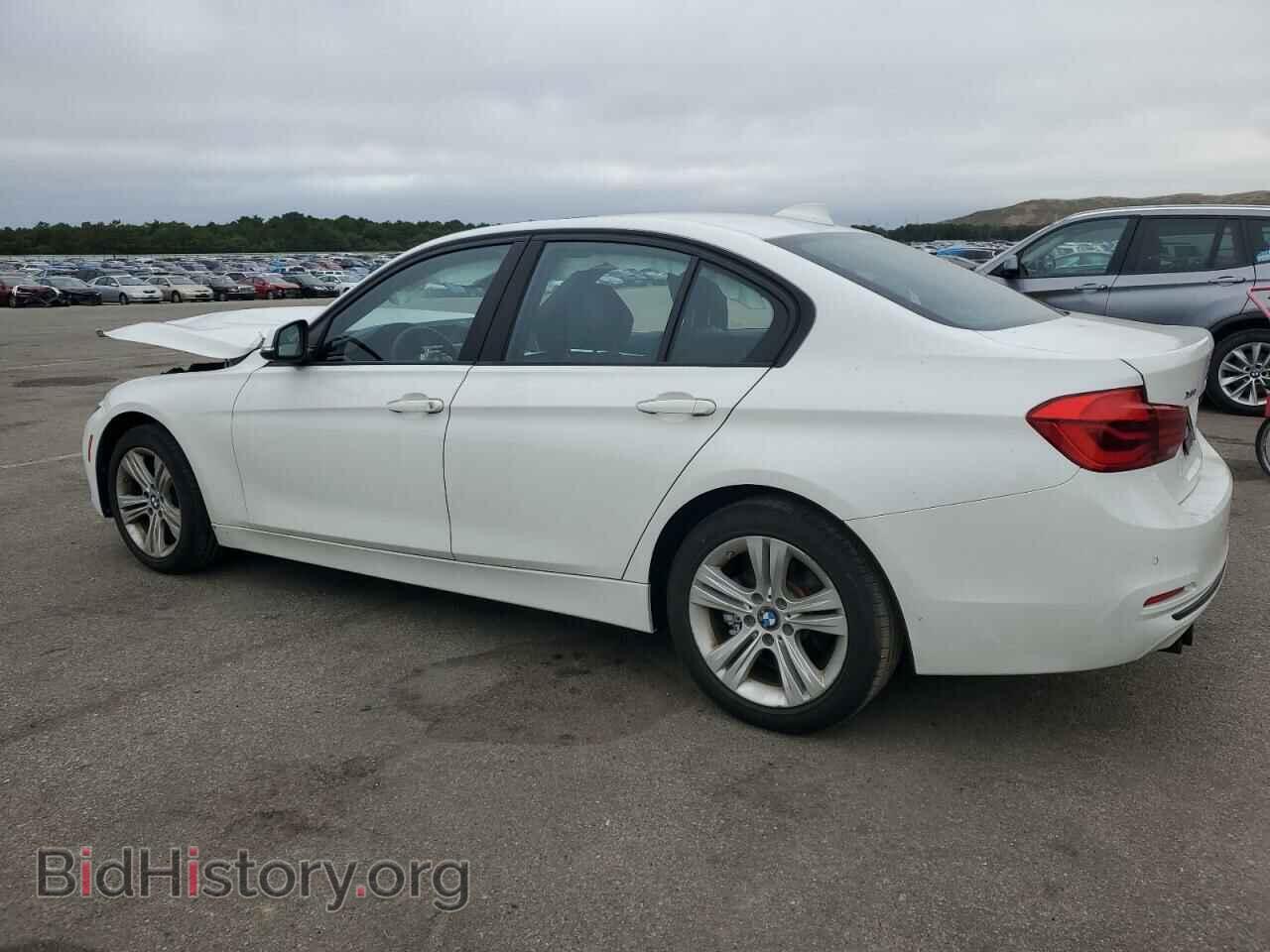 2016 BMW 3 SERIES - VIN: WBA8E3G5XGNU05834 - Фото 2