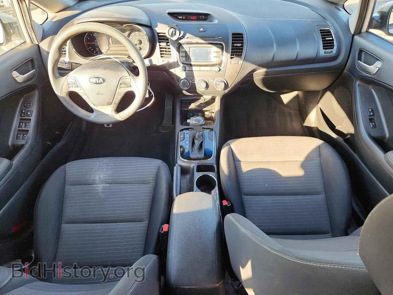 2017 KIA FORTE - VIN: 3KPFL4A79HE016110 - Photo 8