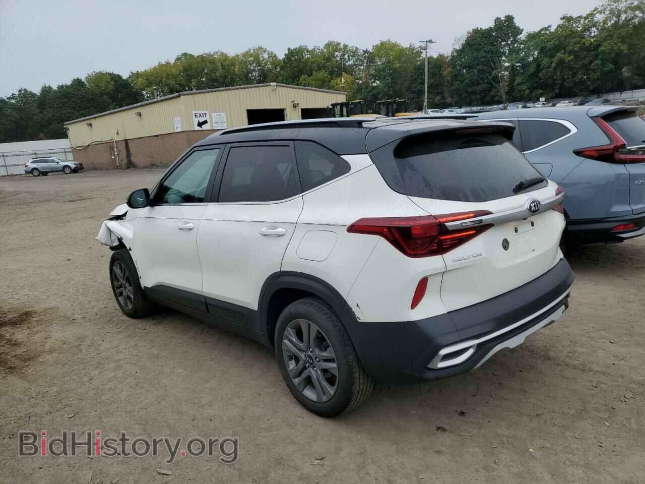 2021 KIA SELTOS - VIN: KNDEU2AA1M7141394 - Фото 2