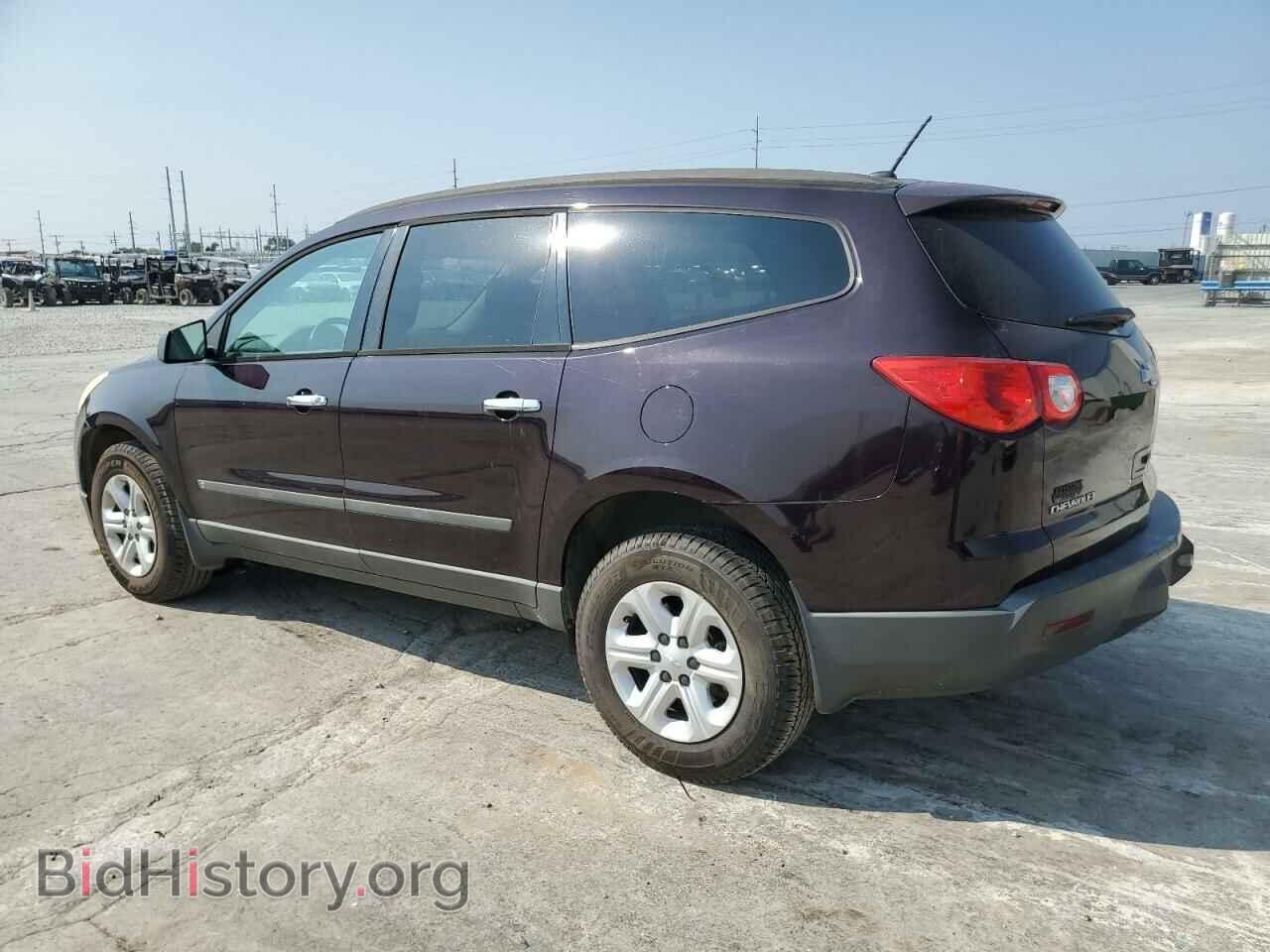 2009 CHEVROLET TRAVERSE - VIN: 1GNER13D99S127600 - Фото 2