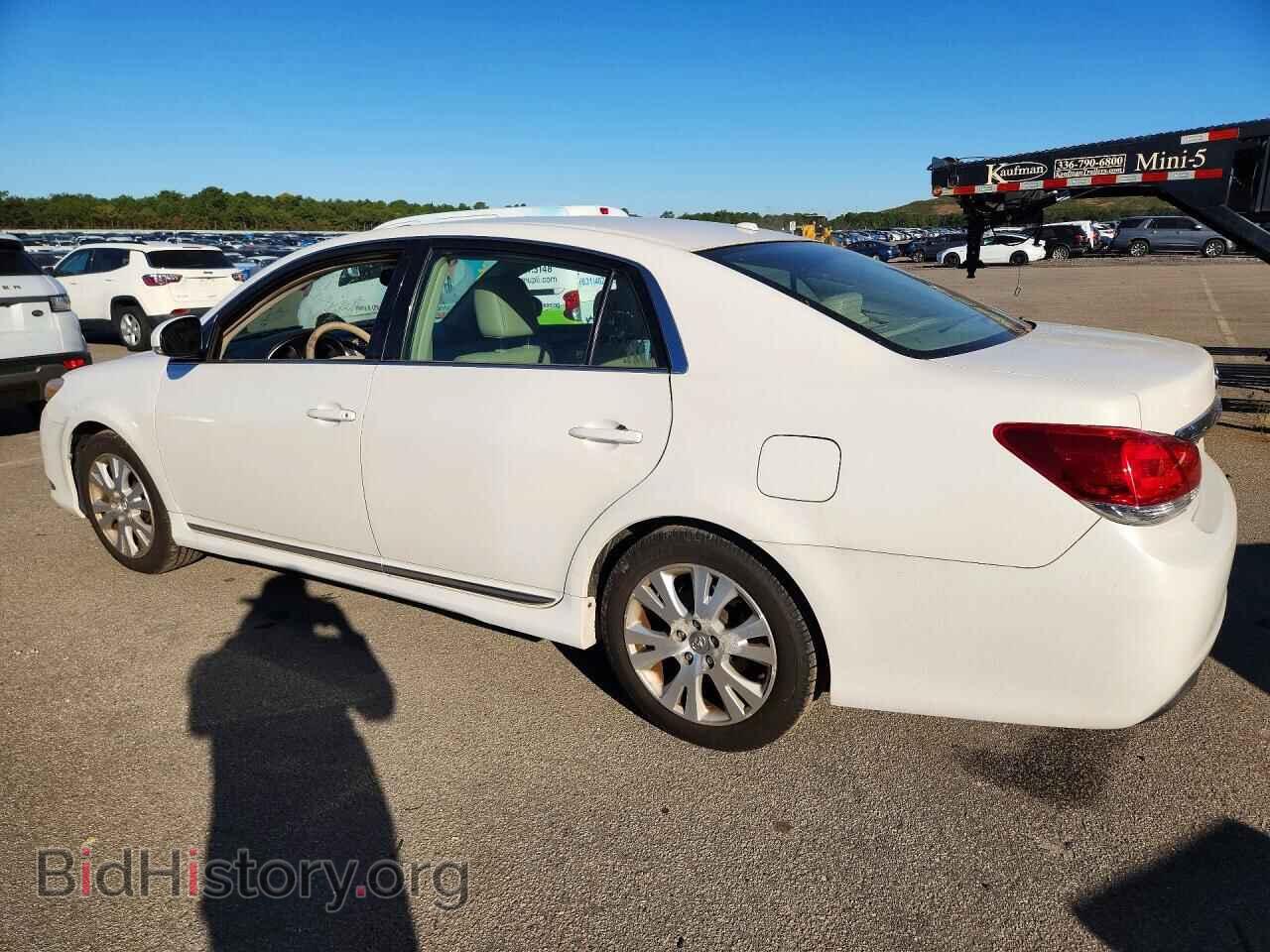2011 TOYOTA AVALON - VIN: 4T1BK3DB9BU412814 - Фото 2