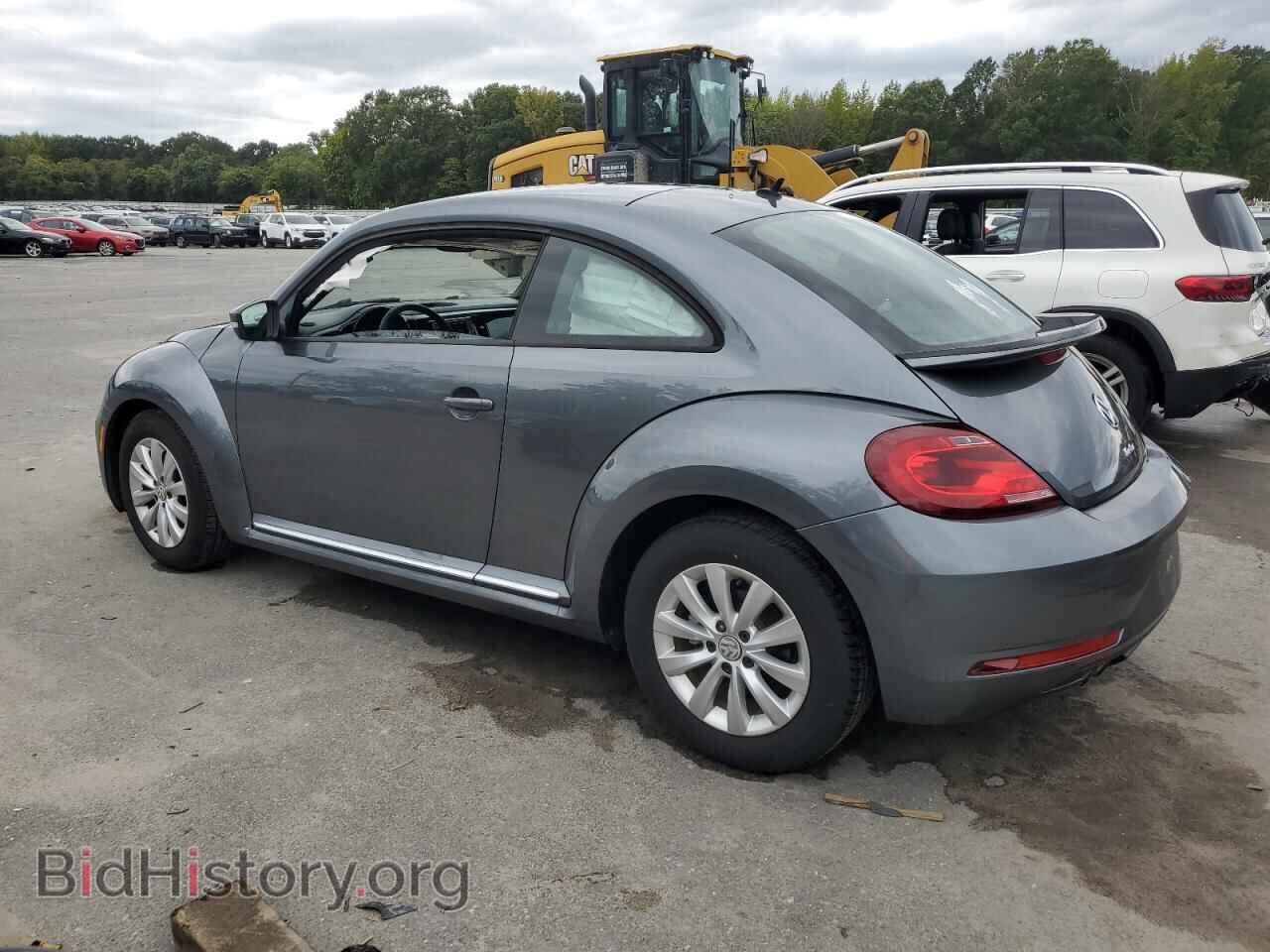 2019 VOLKSWAGEN BEETLE - VIN: 3VWFD7AT5KM709097 - Фото 2