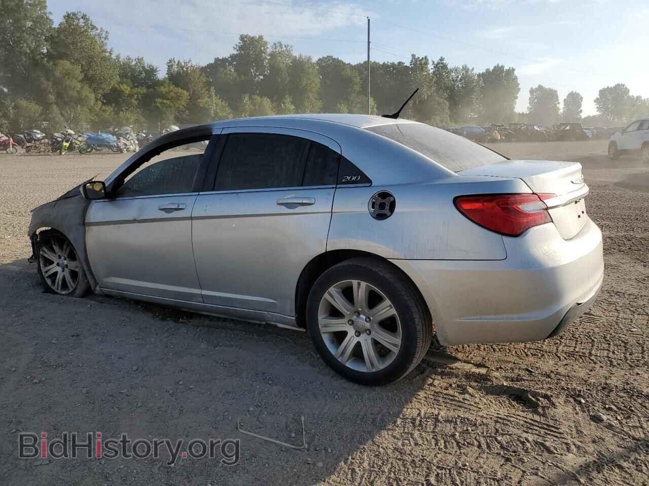 2012 CHRYSLER 200 - VIN: 1C3CCBBB1CN176601 - Фото 2