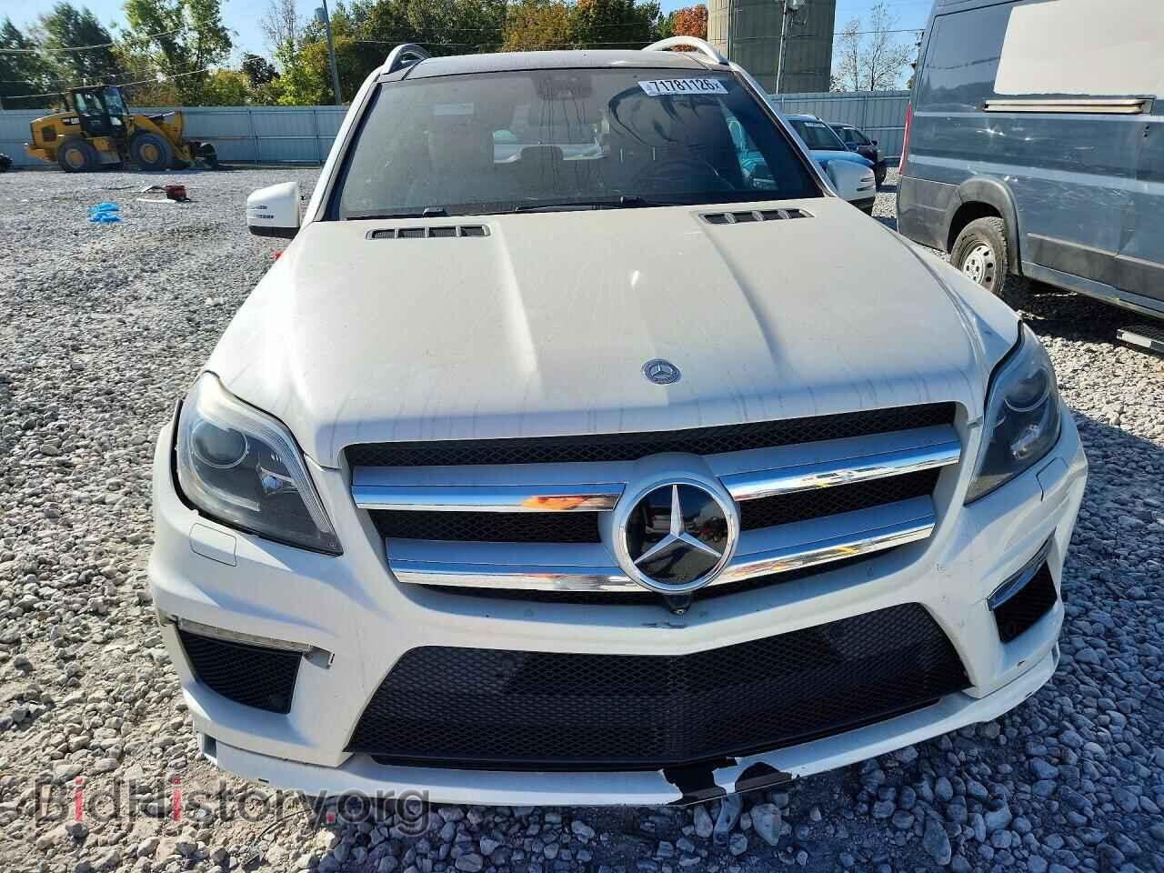 2014 MERCEDES-BENZ GL-CLASS - VIN: 4JGDF7DE1EA352855 - Фото 5