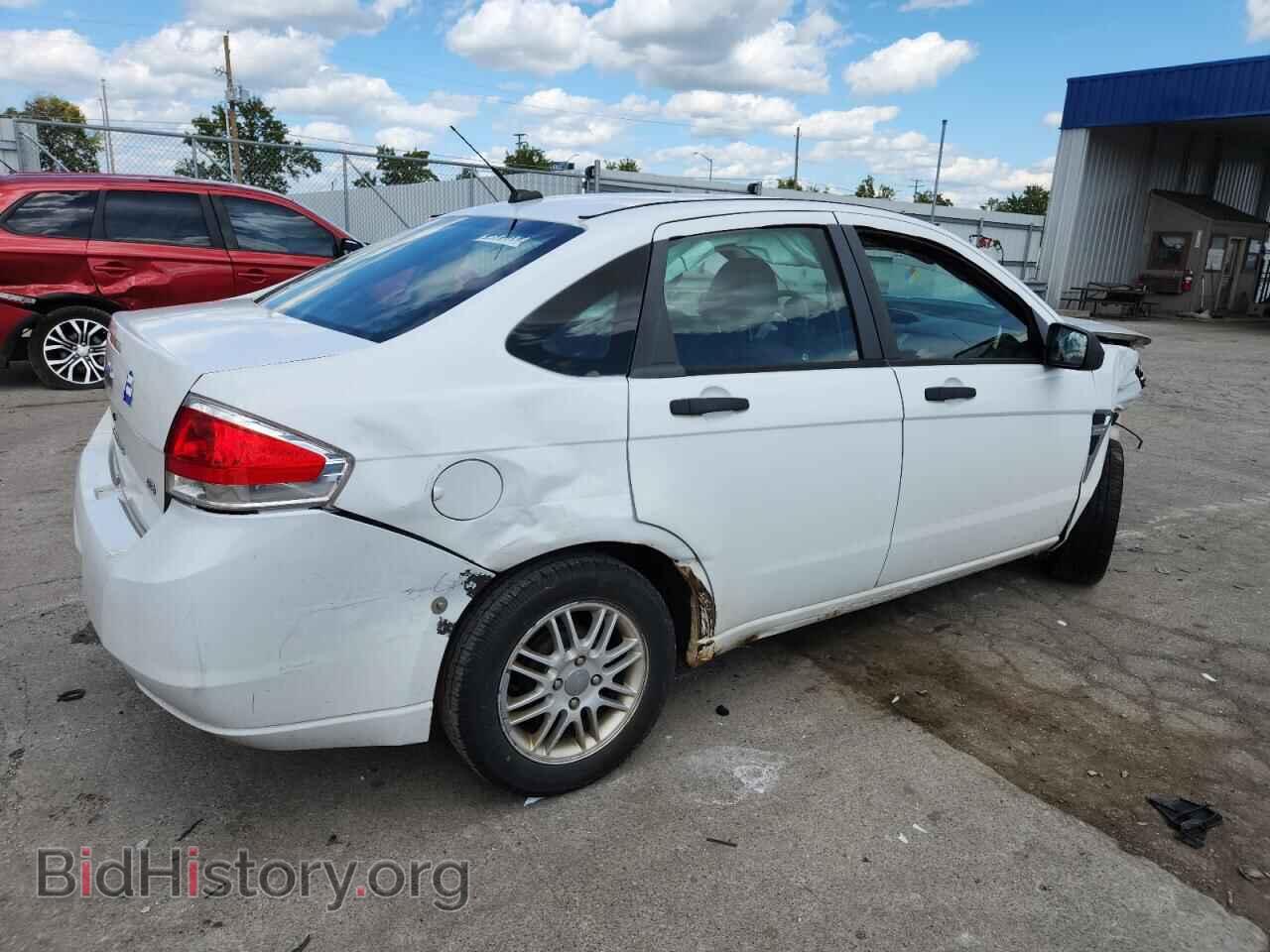 2008 FORD FOCUS - VIN: 1FAHP35NX8W231667 - Фото 3