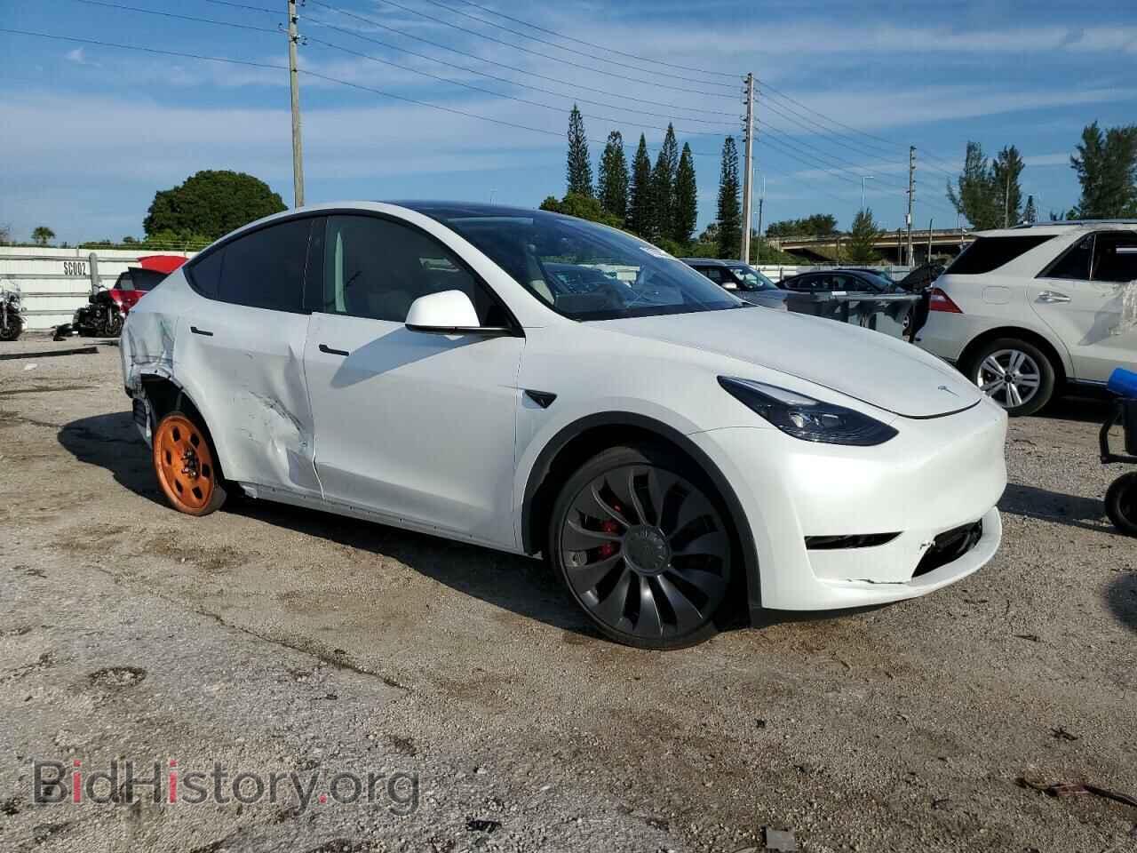 2024 TESLA MODEL Y - VIN: 7SAYGDEF5RA294156 - Фото 4