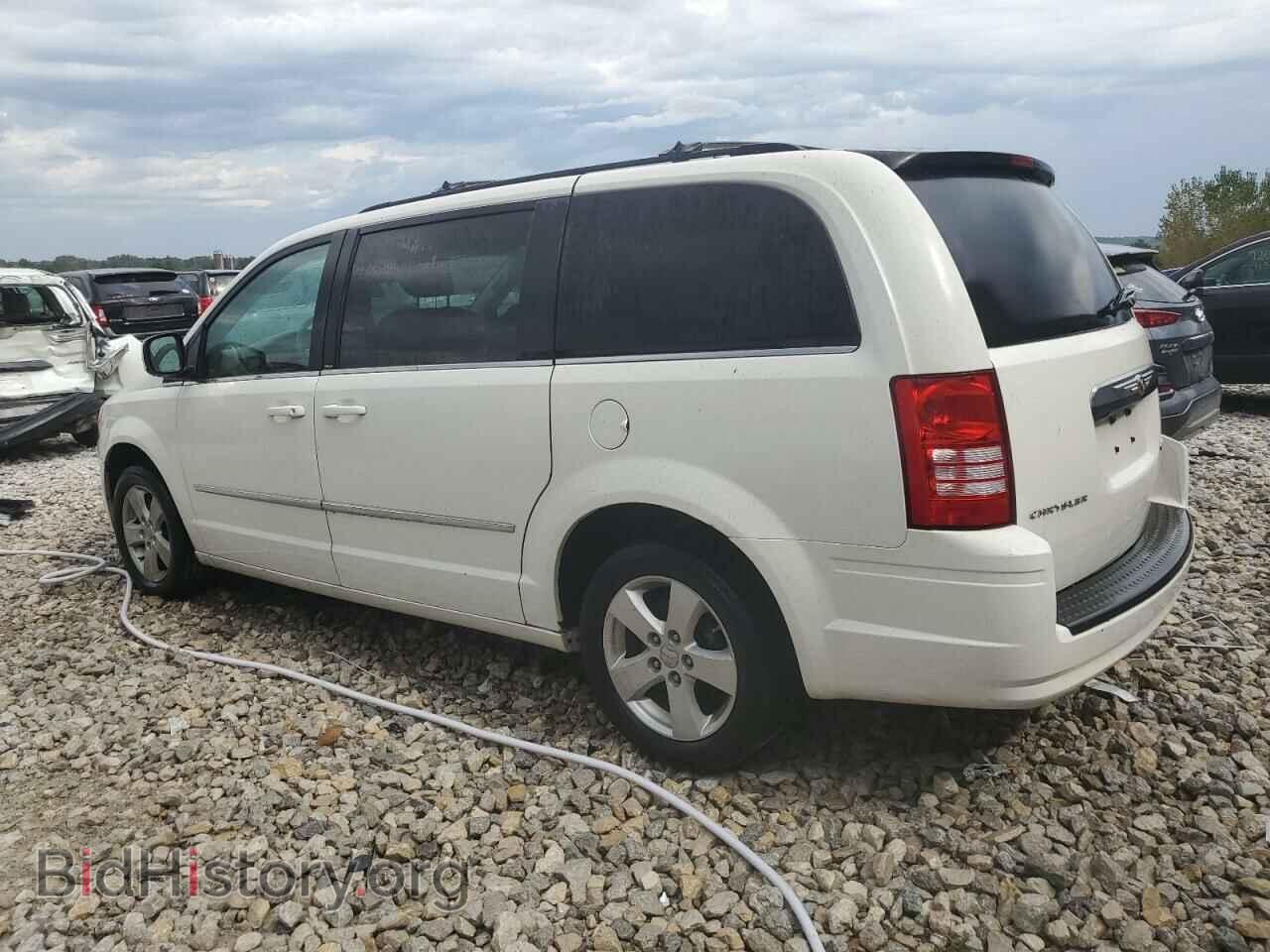 2010 CHRYSLER MINIVAN - VIN: 2A4RR5D11AR217880 - Фото 2
