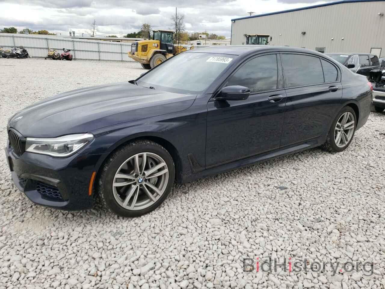 Фотография WBA7F2C53HG422280 - BMW 7 SERIES 2017