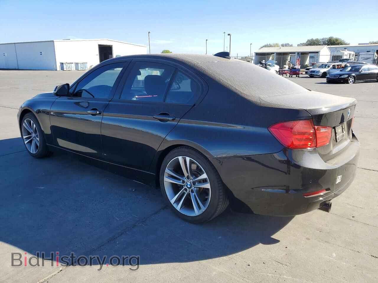 2013 BMW 3 SERIES - VIN: WBA3A9C50DF475525 - Фото 2