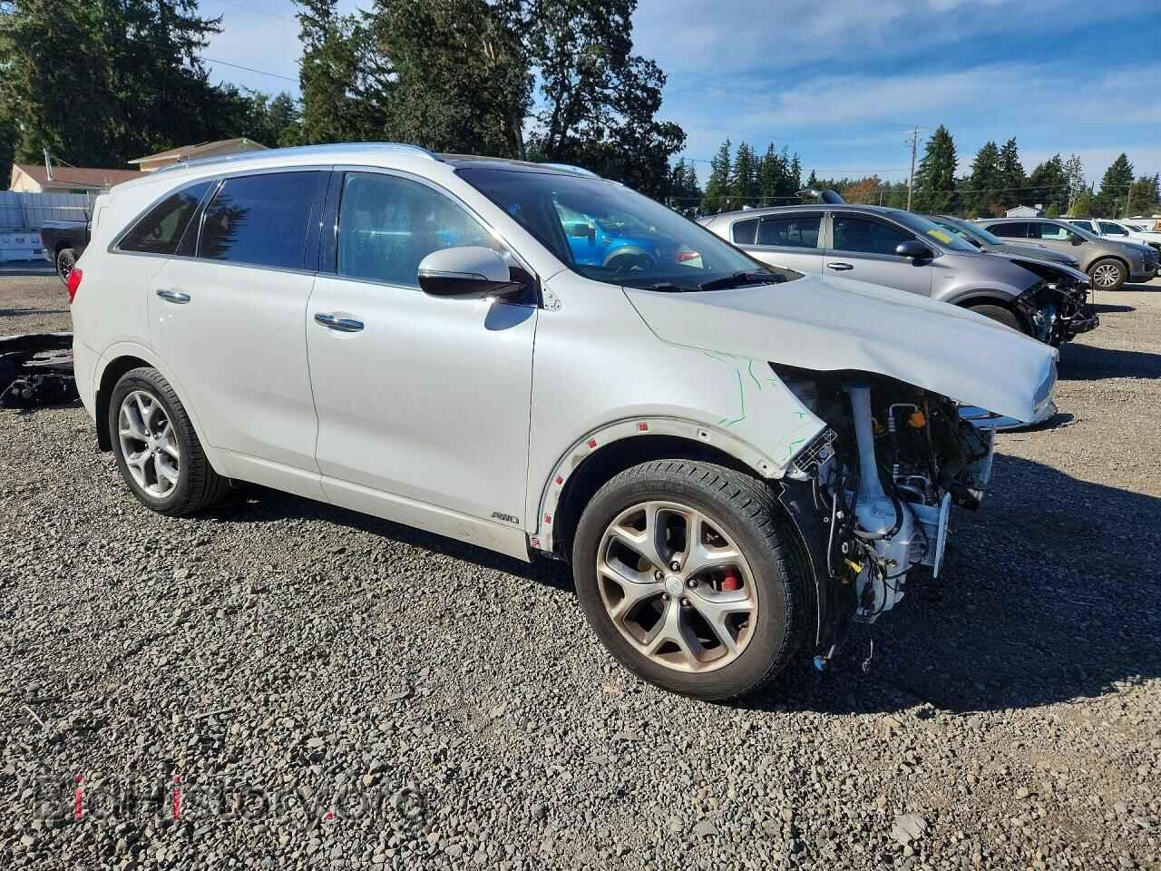 2017 KIA SORENTO - VIN: 5XYPKDA59HG311281 - Фото 4