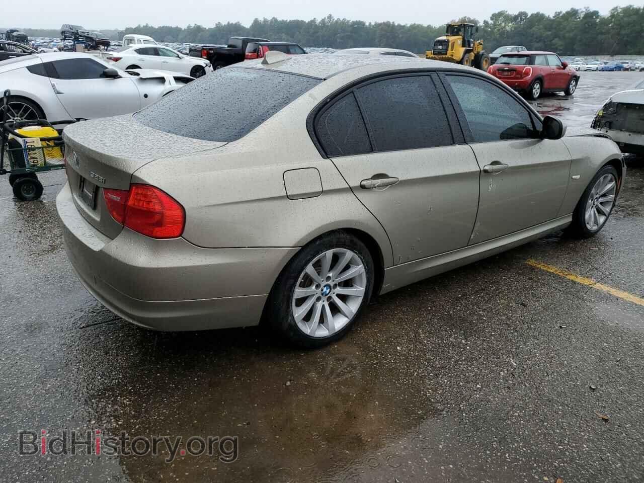 2011 BMW 3 SERIES - VIN: WBAPH7C50BE131360 - Фото 3