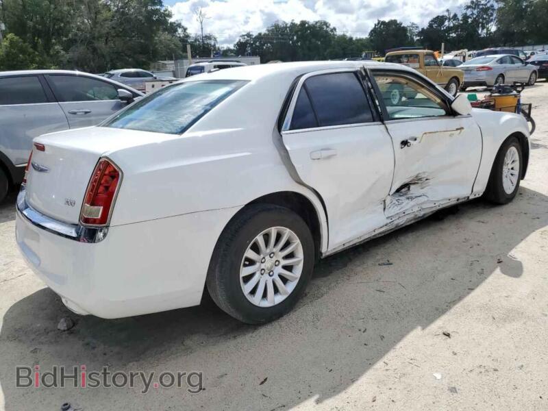 2014 Chrysler 300 (VIN 2C3CCAAGXEH335974) — фото 3 из 13