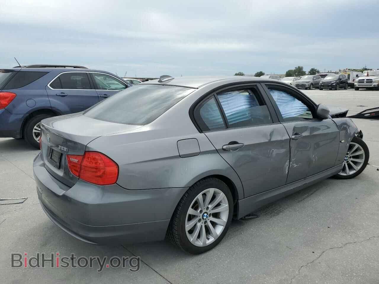 2011 BMW 3 SERIES - VIN: WBAPH7C51BE679612 - Фото 3
