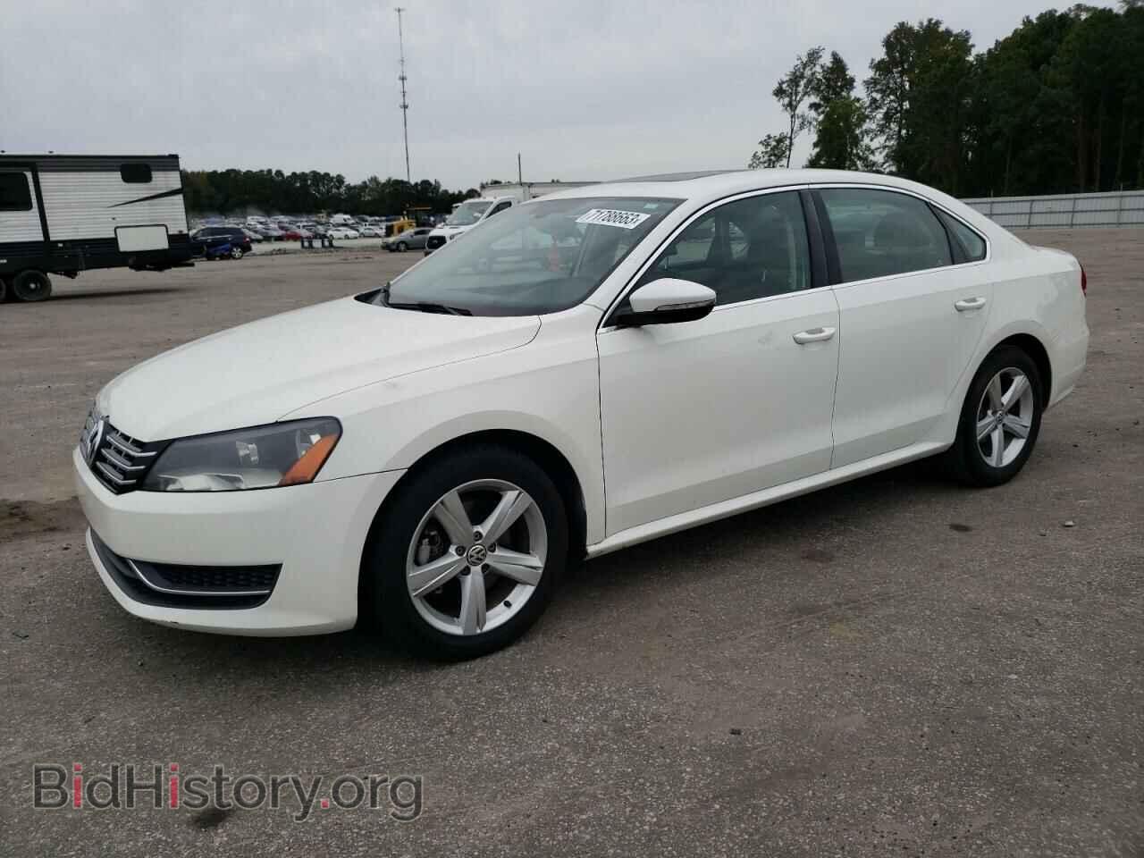 Photo 1VWBP7A39CC041913 - VOLKSWAGEN PASSAT 2012