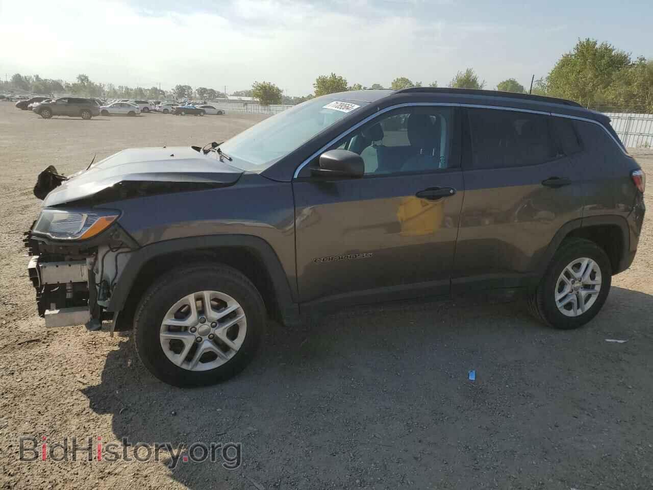 Photo 3C4NJDAB5KT733693 - JEEP COMPASS 2019