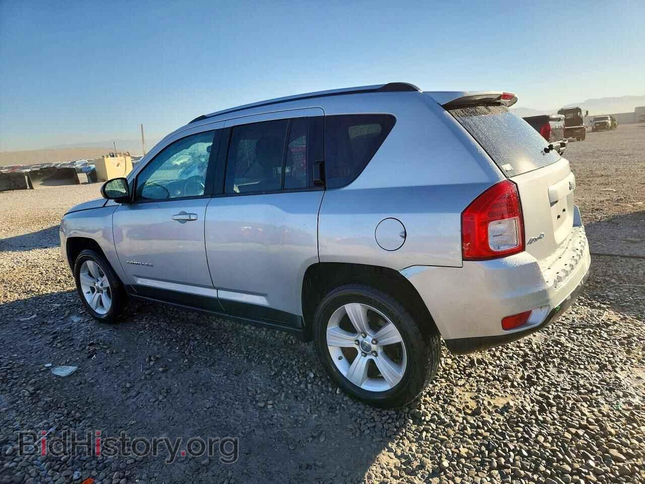 2011 JEEP COMPASS - VIN: 1J4NF1FB1BD141782 - Photo 2