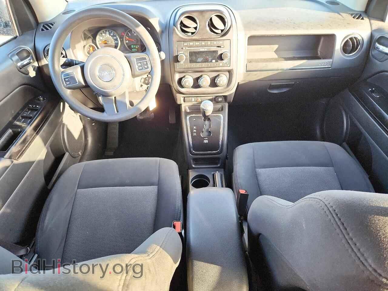 2011 JEEP COMPASS - VIN: 1J4NF1FB1BD141782 - Photo 8