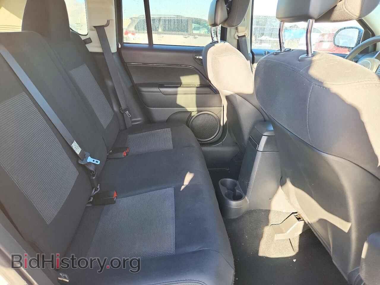 2011 JEEP COMPASS - VIN: 1J4NF1FB1BD141782 - Photo 10
