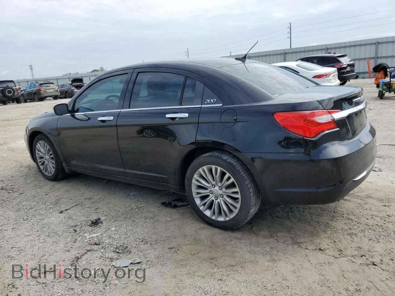 2012 CHRYSLER 200 - VIN: 1C3CCBCG2CN158831 - Фото 2