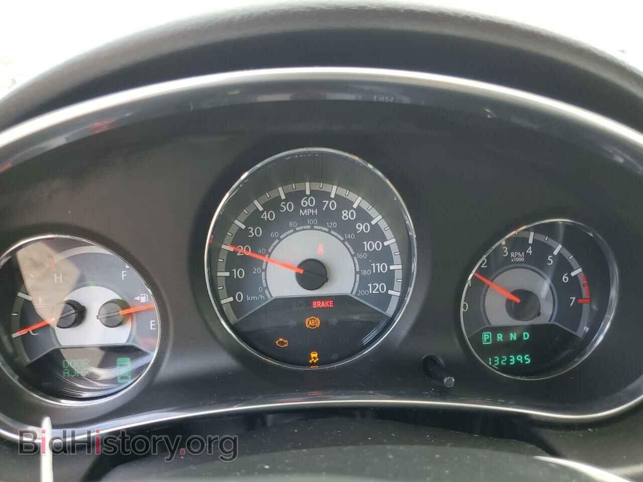 2012 CHRYSLER 200 - VIN: 1C3CCBCG2CN158831 - Фото 9