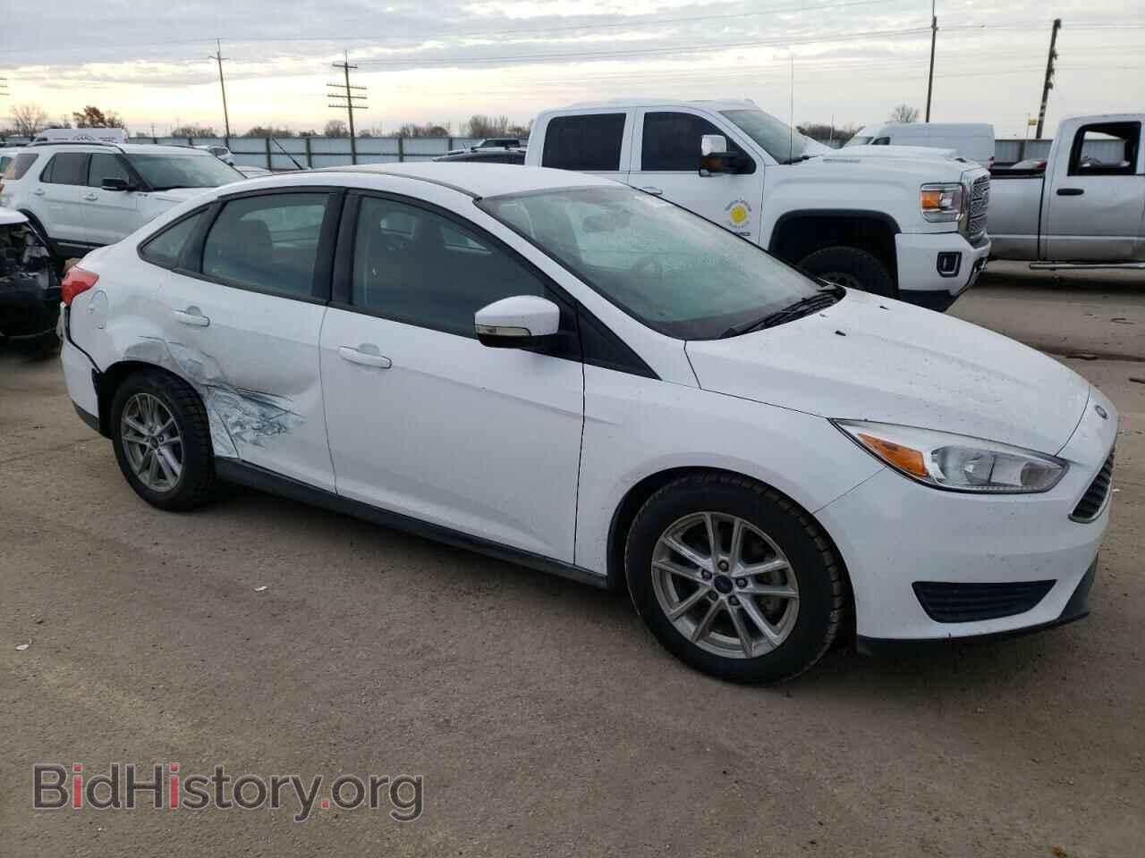 2017 FORD FOCUS - VIN: 1FADP3F25HL205711 - Photo 4