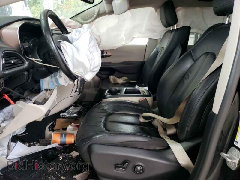 2019 Chrysler PACIFICA (VIN 2C4RC1EGXKR734566) — фото 7 из 13