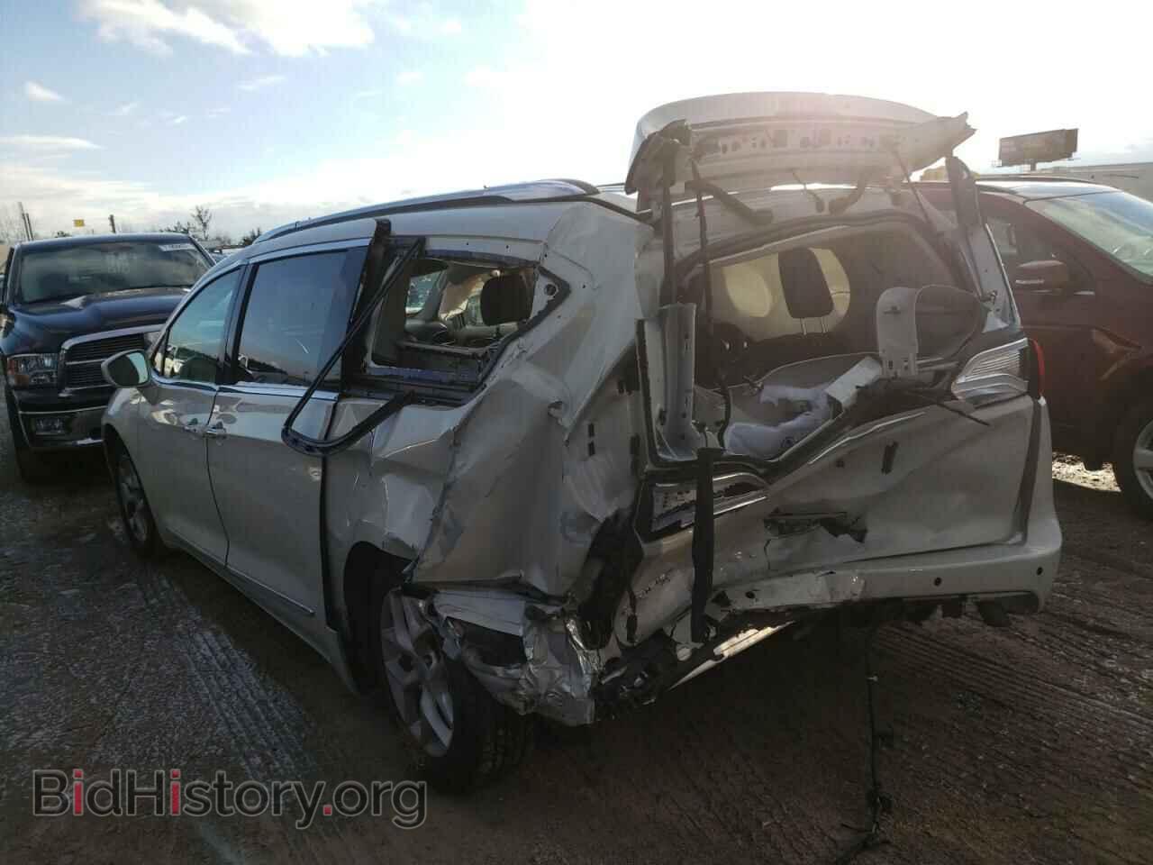 2019 CHRYSLER PACIFICA - VIN: 2C4RC1EG9KR708962 - Фото 2
