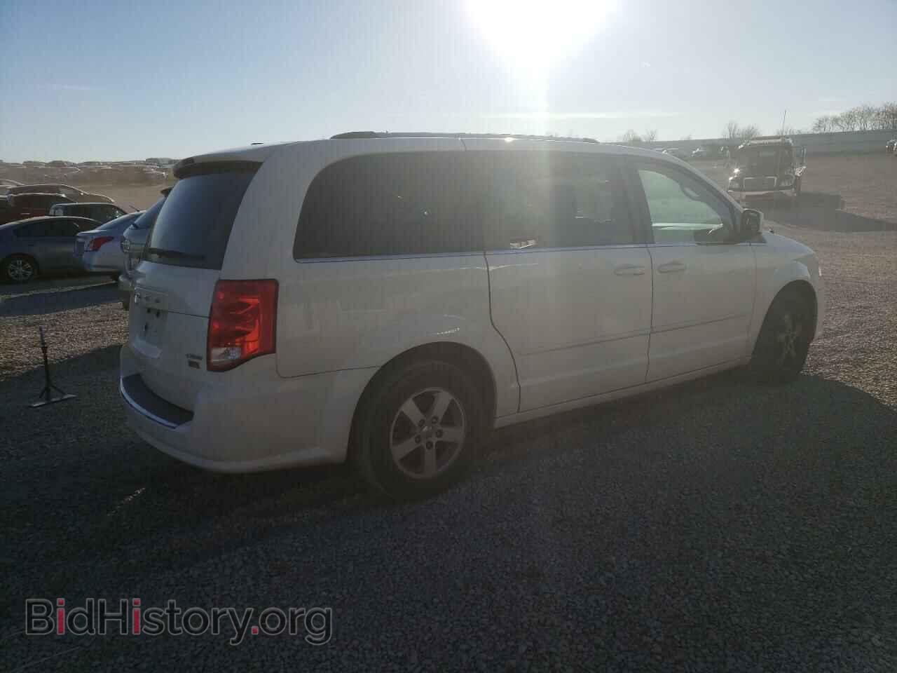 2011 DODGE CARAVAN - VIN: 2D4RN5DG9BR684779 - Фото 3