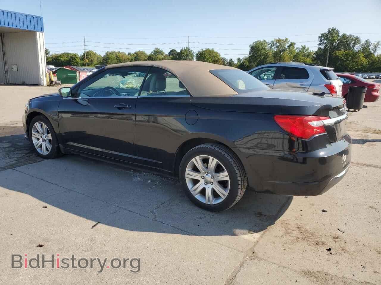 2011 CHRYSLER 200 - VIN: 1C3BC2EG3BN583384 - Фото 2