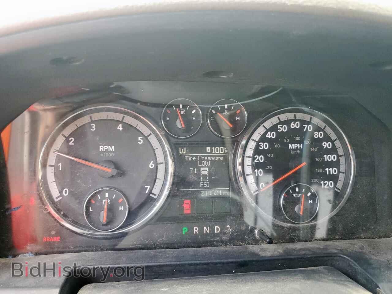 2011 DODGE All Models - VIN: 3D7TP2CT7BG618298 - Фото 9