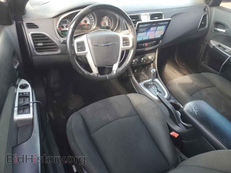 2012 Chrysler 200 (VIN 1C3BCBEB3CN162867) — photo 8 of 15