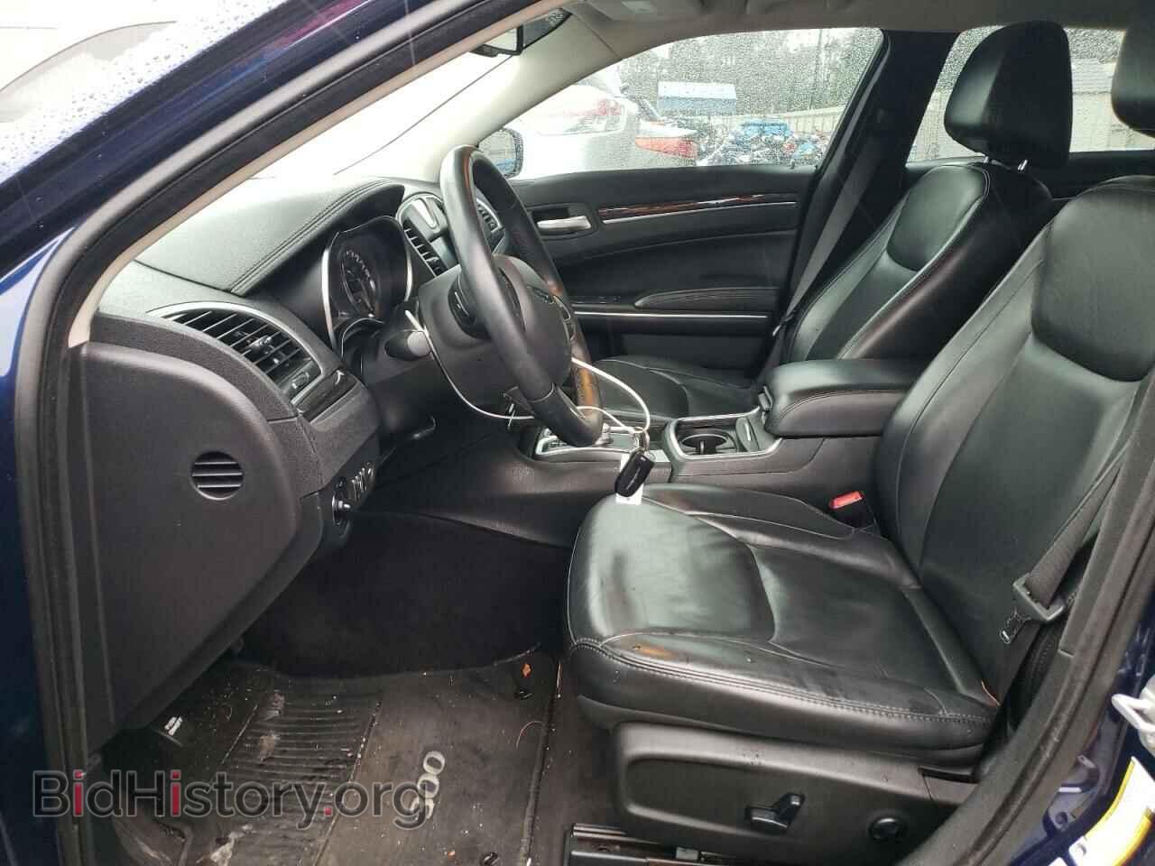 2016 CHRYSLER 300 - VIN: 2C3CCAAG4GH268467 - Фото 7
