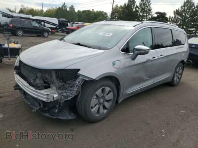 2017 Chrysler PACIFICA Ehybrid Platinum, silver — VIN 2C4RC1N7XHR685040, Copart